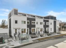 Rooftop + Garage | 3 Private Ensuites, 2 King Beds - Image 2