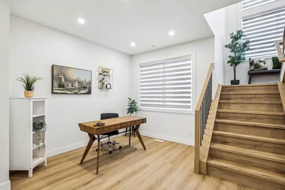 5 BDRM, 3 King Beds, Two Suites-Perfect Group Stay - Image 2
